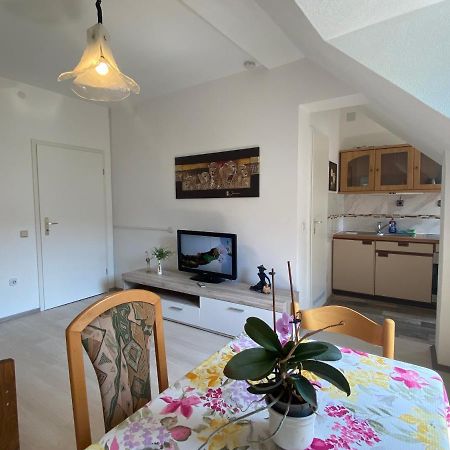Gelsenkirchen Sonnenschein Apartamento Exterior foto