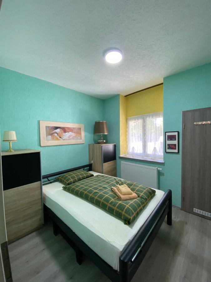Gelsenkirchen Sonnenschein Apartamento Exterior foto