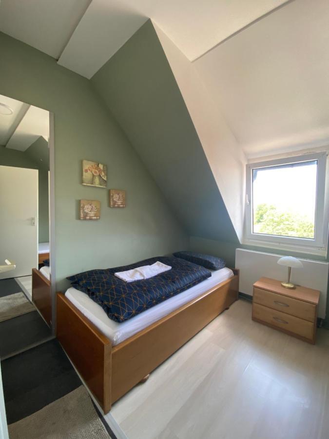 Gelsenkirchen Sonnenschein Apartamento Exterior foto